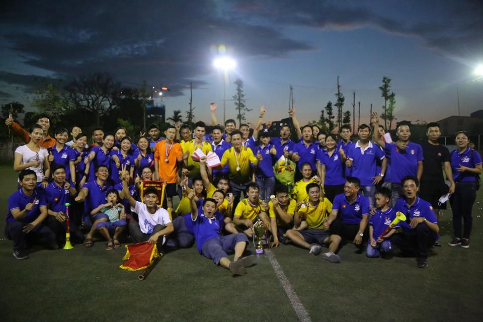 CHÚC MỪNG ĐỘI VÔ ĐỊCH GIẢI BÓNG ĐÁ HOÀNG VŨ CUP 2018